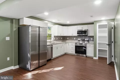 Kitchen - 117 E Pall Mall St, Winchester, VA 22601 photo 1 of 2