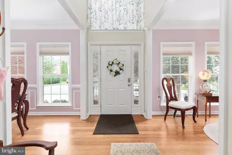 Entry Way - 922 Wayne Dr, Winchester, VA 22601 photo 1 of 5