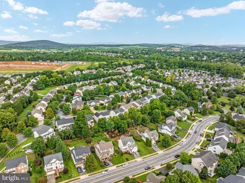 View/Area - 922 Wayne Dr, Winchester, VA 22601 photo 6 of 11