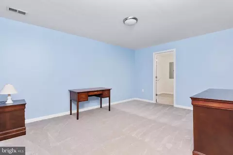Bedroom - 922 Wayne Dr, Winchester, VA 22601 photo 3 of 3