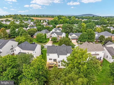 View/Area - 922 Wayne Dr, Winchester, VA 22601 photo 7 of 11