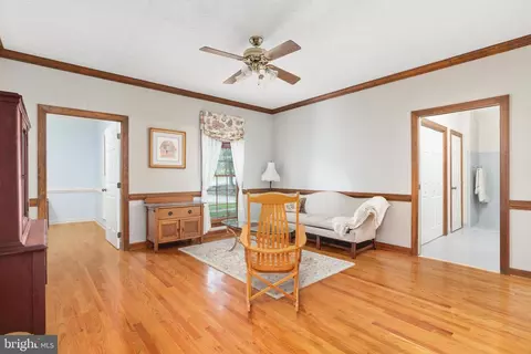 Living - 769 Seldon Dr, Winchester, VA 22601 photo 7 of 7