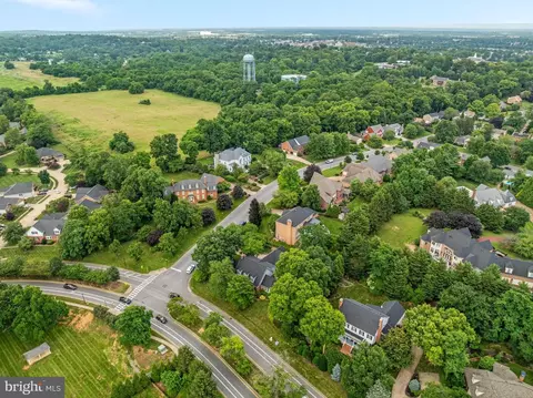View/Area - 769 Seldon Dr, Winchester, VA 22601 photo 7 of 10