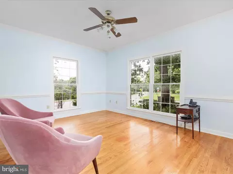 Living - 769 Seldon Dr, Winchester, VA 22601 photo 2 of 7