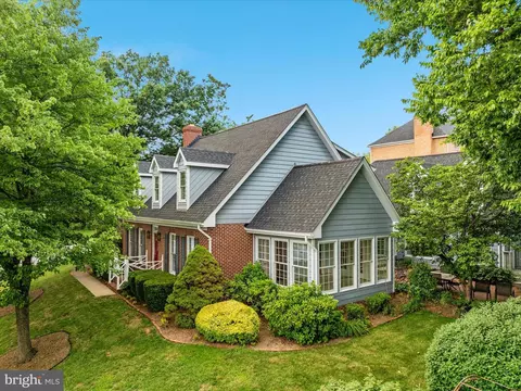 Exterior - 769 Seldon Dr, Winchester, VA 22601 photo 3 of 31