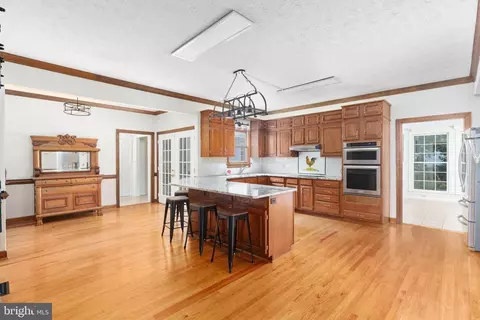 Kitchen - 769 Seldon Dr, Winchester, VA 22601 photo 10 of 11