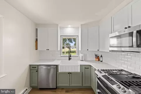 Kitchen - 413 Superior Ave, Winchester, VA 22601 photo 2 of 4