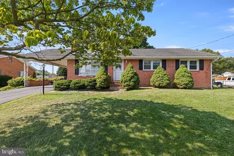 Exterior - 413 Superior Ave, Winchester, VA 22601 photo 7 of 7
