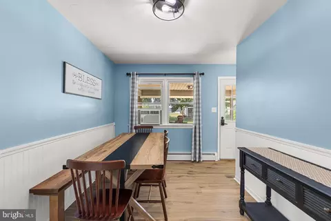 Entry Way - 413 Superior Ave, Winchester, VA 22601 photo 1 of 4