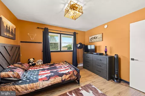Bedroom - 413 Superior Ave, Winchester, VA 22601 photo 2 of 5