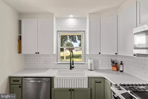 Kitchen - 413 Superior Ave, Winchester, VA 22601 photo 3 of 4
