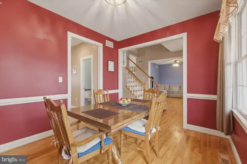 Dining - 2643 Middle Rd, Winchester, VA 22601 photo 2 of 2