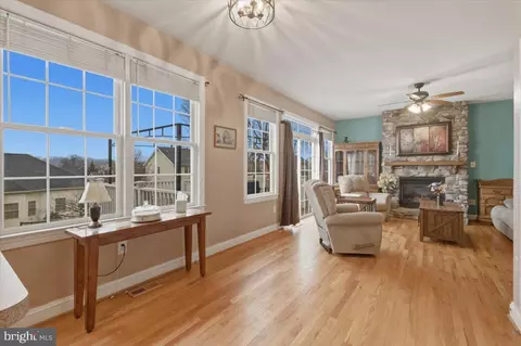 Living - 2643 Middle Rd, Winchester, VA 22601 photo 3 of 3