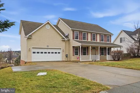 Exterior - 2643 Middle Rd, Winchester, VA 22601 photo 7 of 8