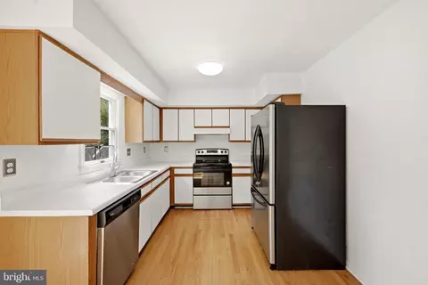 Kitchen - 103 E Germain St, Winchester, VA 22601 photo 1 of 5