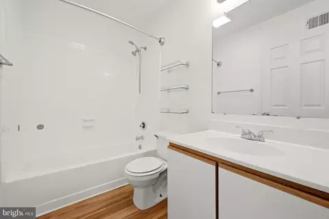 Bath - 103 E Germain St, Winchester, VA 22601 photo 1 of 1