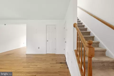 Entry Way - 103 E Germain St, Winchester, VA 22601 photo 1 of 6