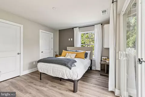 Bedroom - 660 Arden Ct, Winchester, VA 22601 photo 2 of 10
