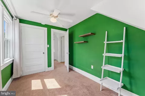 Bedroom - 17 Glaize Ave, Winchester, VA 22601 photo 3 of 3