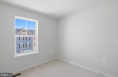 Bedroom - 229 Monteith Dr, Winchester, VA 22601 photo 4 of 6