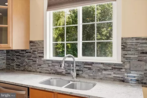Kitchen - 938 Wayne Dr, Winchester, VA 22601 photo 7 of 8