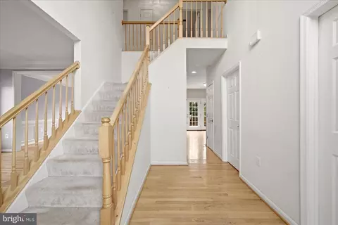 Entry Way - 938 Wayne Dr, Winchester, VA 22601 photo 3 of 9