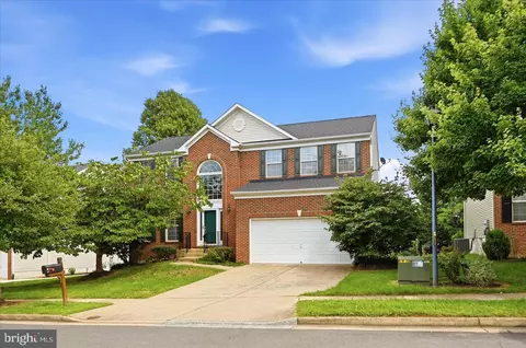 Exterior - 938 Wayne Dr, Winchester, VA 22601 photo 3 of 11