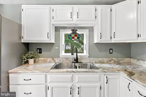 Kitchen - 1 E Hart St, Winchester, VA 22601 photo 2 of 2