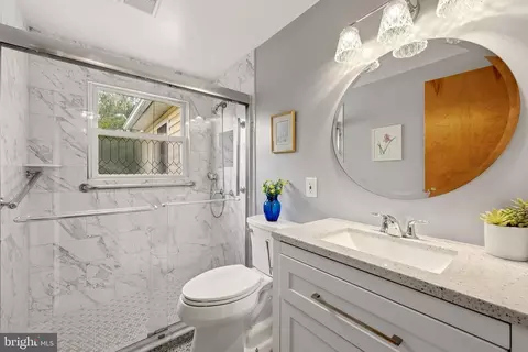 Bath - 1308 Commerce, Winchester, VA 22601 photo 2 of 2
