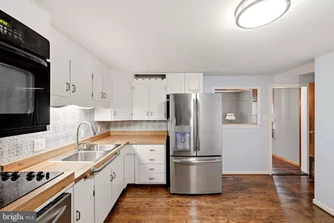 Kitchen - 1308 Commerce, Winchester, VA 22601 photo 1 of 4
