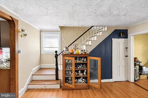 Entry Way - 23 E Germain St, Winchester, VA 22601 photo 1 of 5