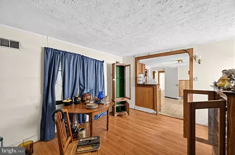 Dining - 23 E Germain St, Winchester, VA 22601 photo 1 of 1
