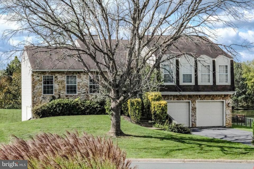 87 Walker, Front Royal, VA 22630 59 Photos MLS VAWR2000067 Movoto