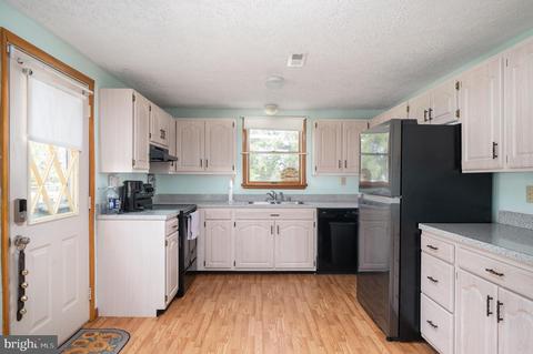 195 Rolling View Dr, Front Royal, VA 22630 photo 19