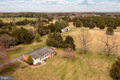 195 Rolling View Dr, Front Royal, VA 22630 photo 5