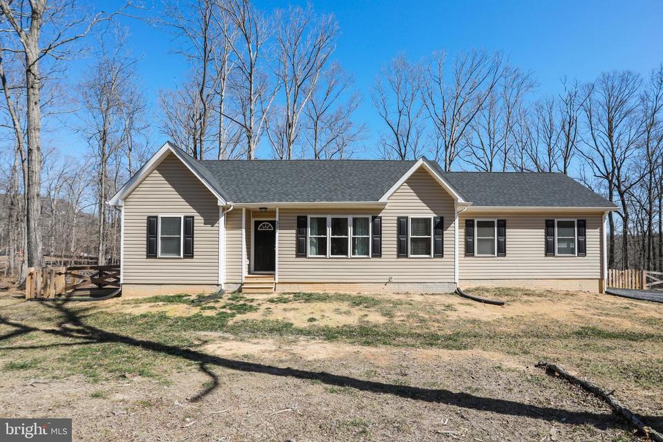 217 Rd 217 Arrowhead Rd, Front Royal, VA 22630 | 36 Photos - Movoto