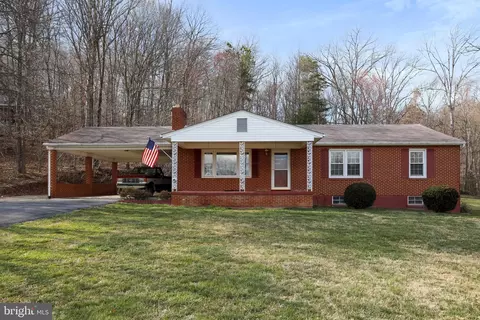 3351 Stonewall Jackson Hwy, Bentonville, VA 22610