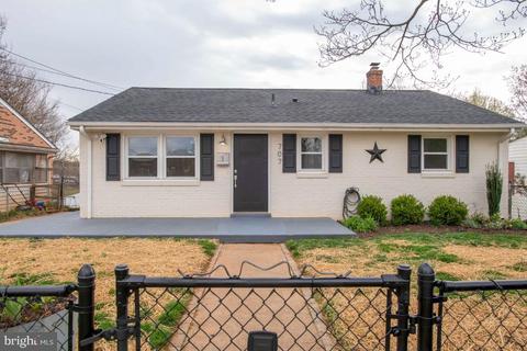 707 Manassas Ave, Front Royal, VA 22630