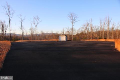 Boo Road, Front Royal, VA 22630