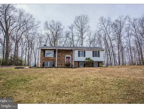 842 Fairground Rd, Front Royal, VA 22630