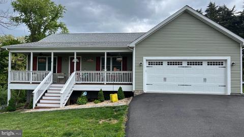 356 Granny Smith Rd, Linden, VA 22642
