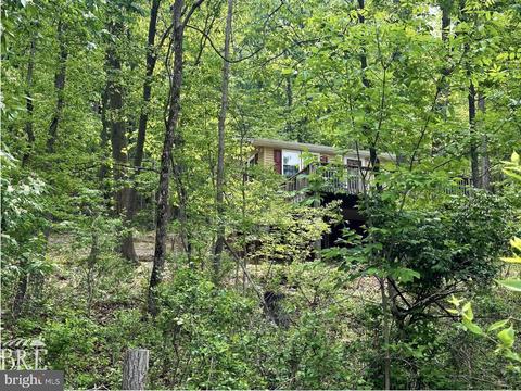 1312 Old Oak Ln, Front Royal, VA 22630