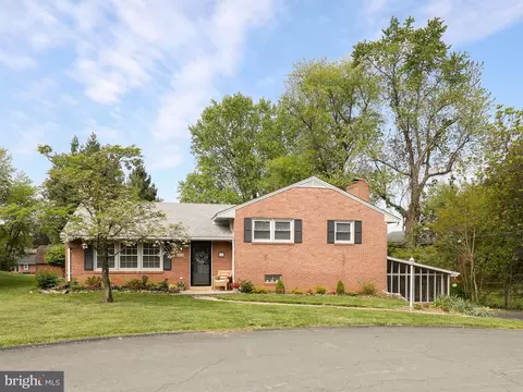 439 Jamestown Rd, Front Royal, VA 22630