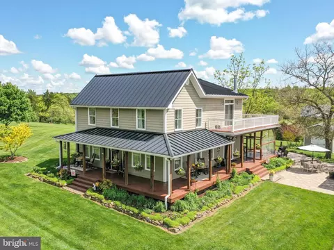 902 Forest Grove Rd, Middletown, VA 22645