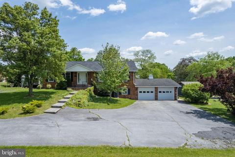 75 Boies Dr, Front Royal, VA 22630