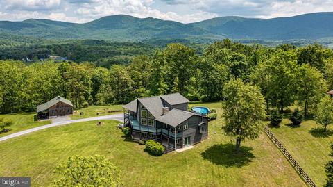 759 Boyds Mill Ln, Bentonville, VA 22610
