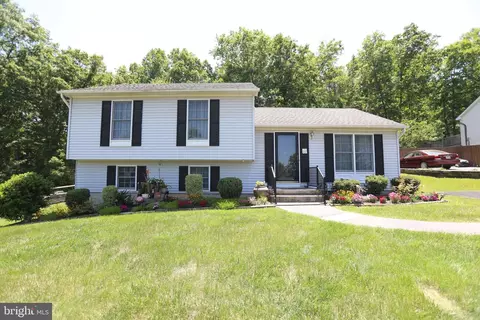 1344 Baron Pl, Front Royal, VA 22630
