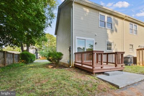 237 Blue Ridge Ave, Front Royal, VA 22630 photo 4