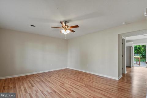 237 Blue Ridge Ave, Front Royal, VA 22630 photo 7