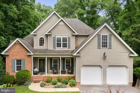 335 Amherst Dr, Front Royal, VA 22630